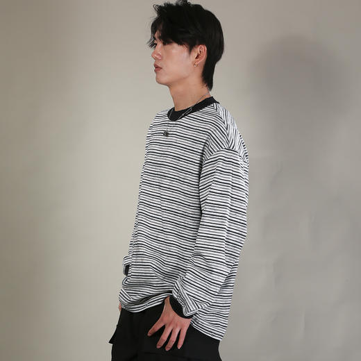 DRONKOO 2026 圆领领口反做撞色细条纹做旧磨破微阔长袖中厚T恤 商品图2