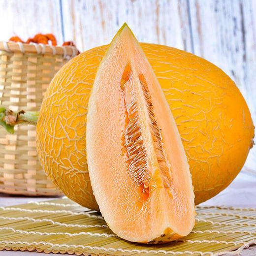 【产地直销 】海南黄金蜜瓜 爆甜多汁 鲜嫩无渣 净重3斤/5斤/9斤-GP 商品图0