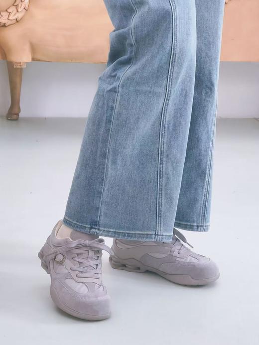 【15天发货】灰色休闲鞋，轻运动系列，走路不累，自带回弹！鞋面高丝光+牛反绒材质拼接，内里是羊皮，正码正拍，后跟3.5厘米 商品图5