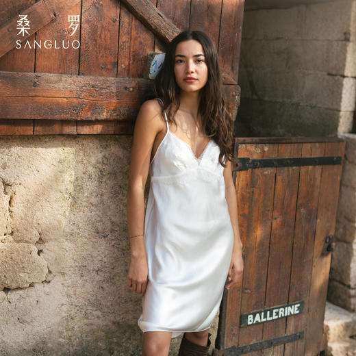 经典必备桑罗性感睡裙女法式睫毛蕾丝拼接吊带裙短款收腰可外穿睡衣 商品图6