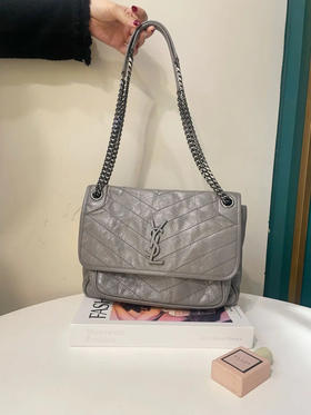 YSL niki 大象灰 中号 油蜡牛皮 v纹  斜挎包