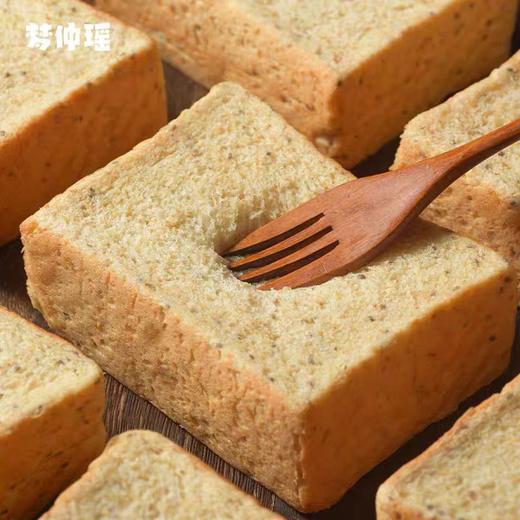 全麦奇亚籽厚切吐司 | 减脂档闭眼入！≥4.2cm 真厚切 软糯有韧劲 高纤维高饱腹 每一口都扎实过瘾 商品图1