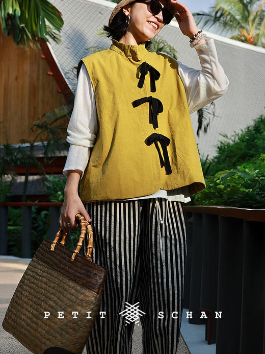 Petit Schan小闪 CLO#1061 Amber Sprout 黄小花 一千零一夜系列新疆长绒棉成衣染色中式立领系带马甲 商品图3