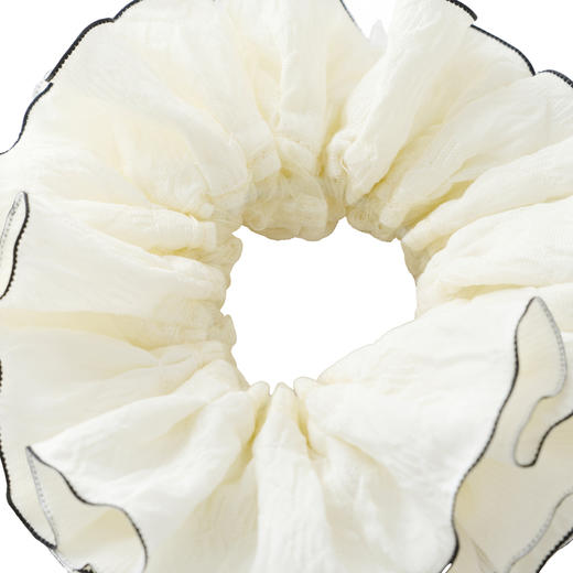 三彩2026新款米白撞色荷叶边花苞发圈高弹欧根纱氛围感通勤约会女 商品图2