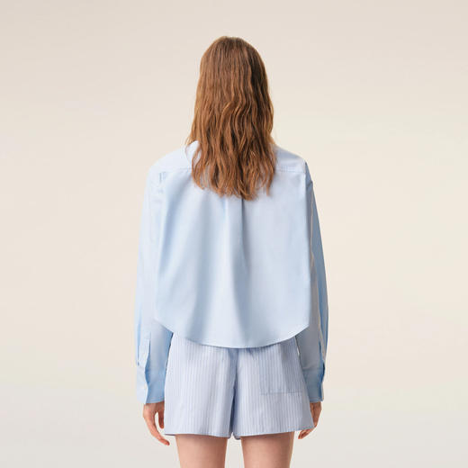 AMI PARIS 女士心形徽标压花棉质短款宽松长袖衬衫 浅蓝色 FSH770 CO0031 450 商品图3
