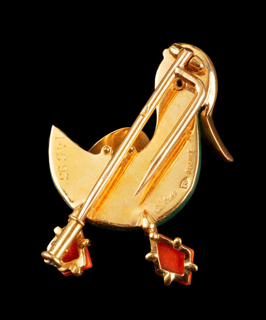 独角鹿西洋古董20世纪下半叶法国顶奢品牌Cartier签名出品小鸭造型18K黄金镶嵌绿玉髓珊瑚蓝宝石胸针 商品图6