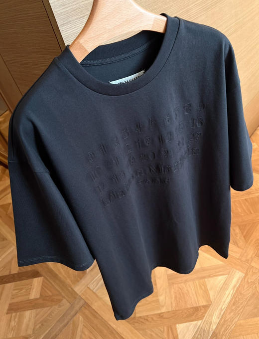 Maison Margiel*a马吉拉徽标缝线暗纹刺绣短袖T恤030302 商品图5