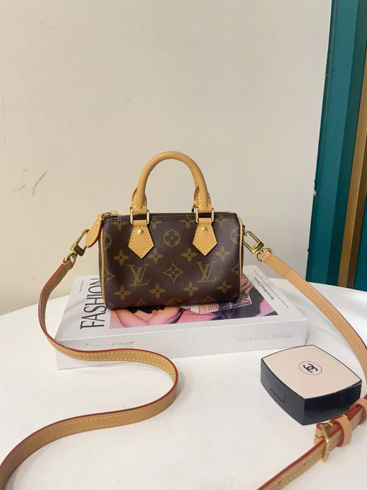 LV speedy nano 老花 斜挎包 商品图0