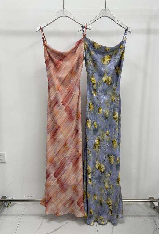 【门店同款】ENJOY春季“柔光芳序”粉漾紫韵斜裁长裙 169696189 商品图0