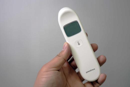 鱼跃 YHW-3红外测温仪家用医用通用型电子温度计红外线测温仪 商品图6
