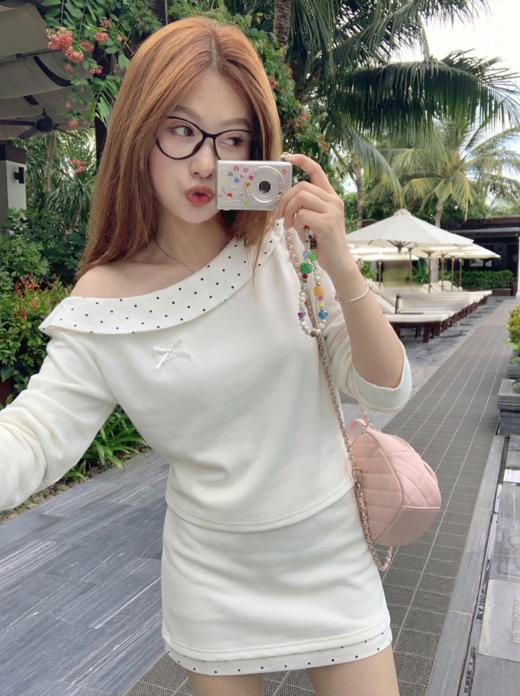 <曾小咸推荐>3.8现货秒杀 ！微信超特价！韩系波点拼接短裙 日常129.99 立减70 秒杀59.99！！ 波点斜肩T 秒杀69.99！！ 商品图7