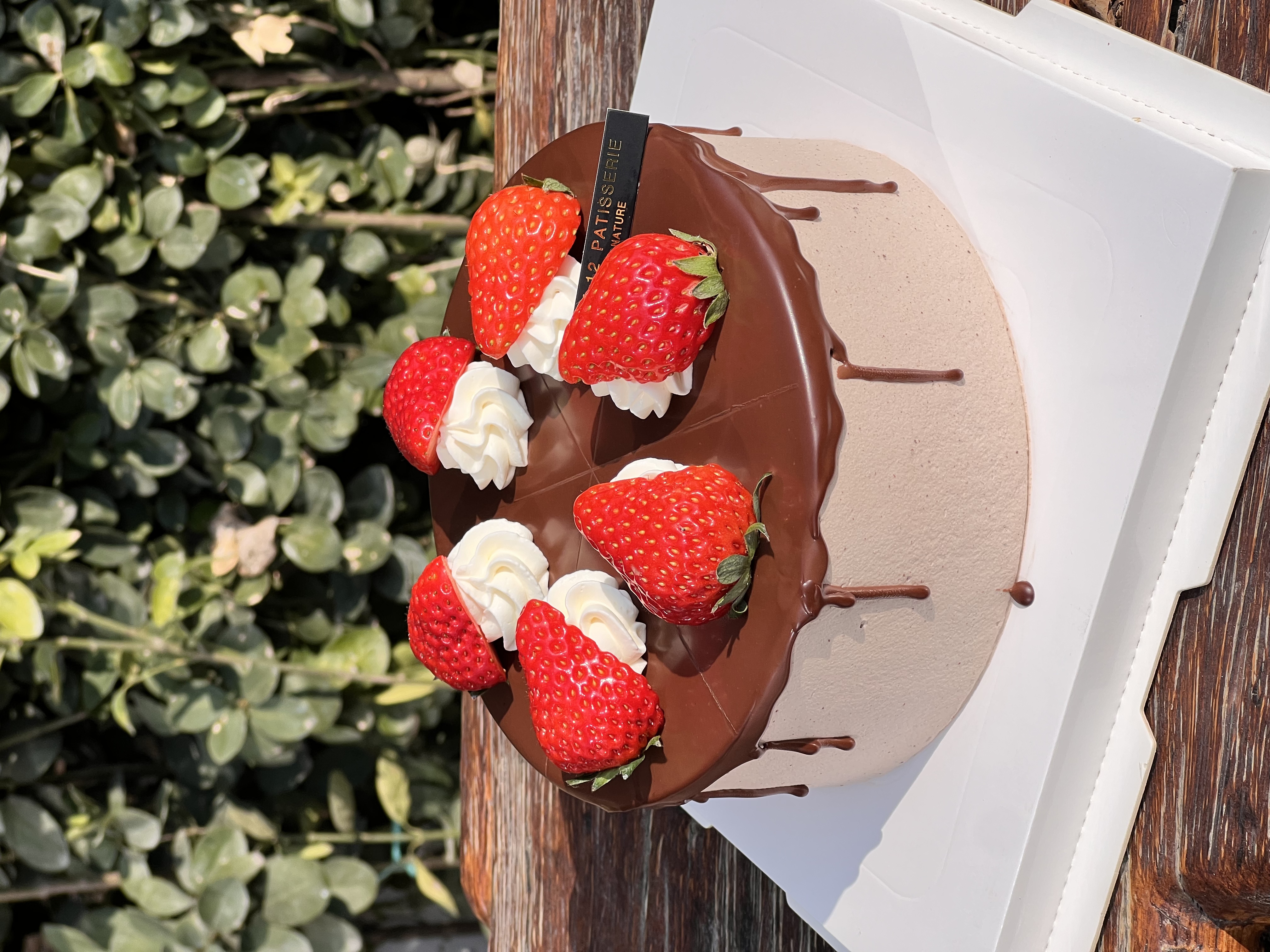 巧克力淋面奶油蛋糕 | 烤布蕾夹心