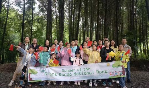 3.15前减200！4.1/4.2/4.5少位！2天1夜一价包【崇州·琉璃坝-熊猫科考&萤火虫季】 1大1小限时899元！探索大熊猫国家公园核心区、畅游萤火之森，住野奢帐篷，吃战斧牛排，酿桂花酒，挖笋 商品图6