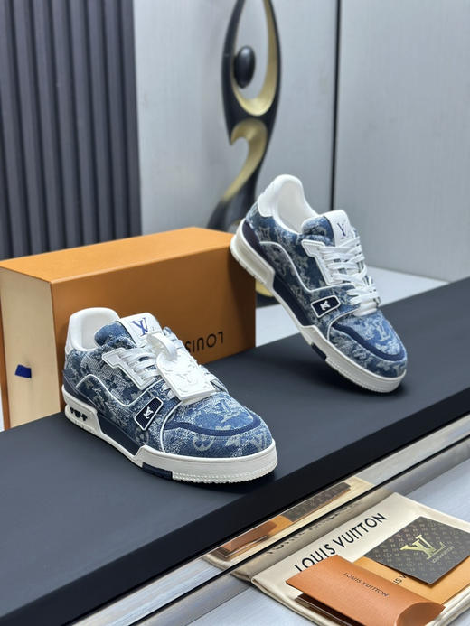 春季特惠💰650 LV 公司级 # 驴牌 Trainer 低帮休闲板鞋 商品图2