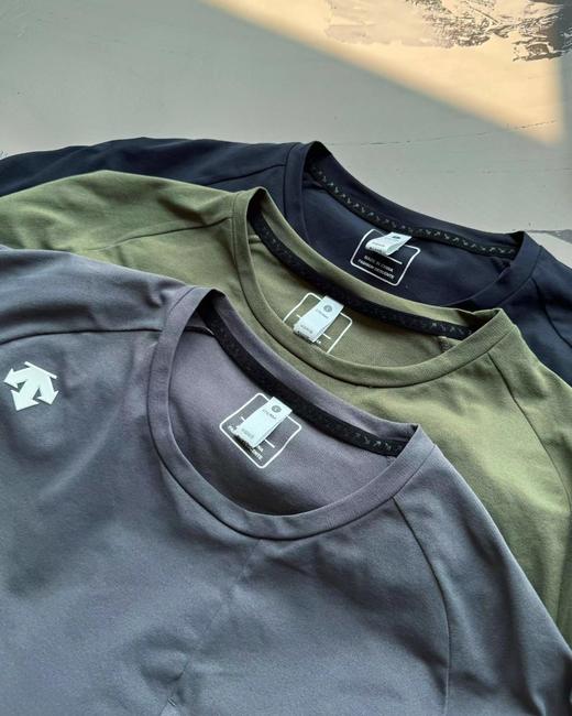 F0304120户外速干透气轻便弹力针织面料圆领长袖T恤打底衫 商品图4