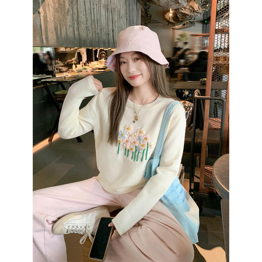 <曾小咸推荐>3.8现货秒杀 ！微信超特价！韩系雏菊刺绣毛衣 日常239.99 立减140 秒杀99.99！！ 商品图1