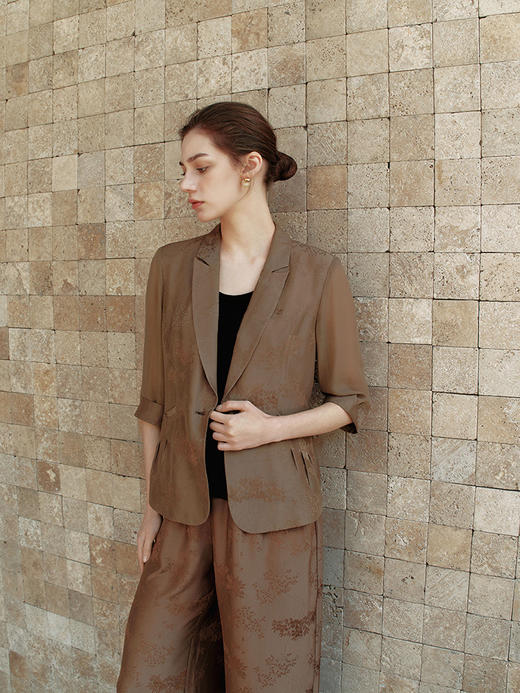 【真丝提花西装外套】26年春夏新品女士100%桑蚕丝时尚一粒扣小外套 商品图1