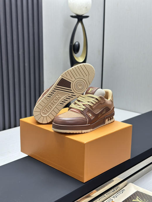 春季特惠💰650 LV 公司级 # 驴牌 Trainer 低帮休闲板鞋 商品图5