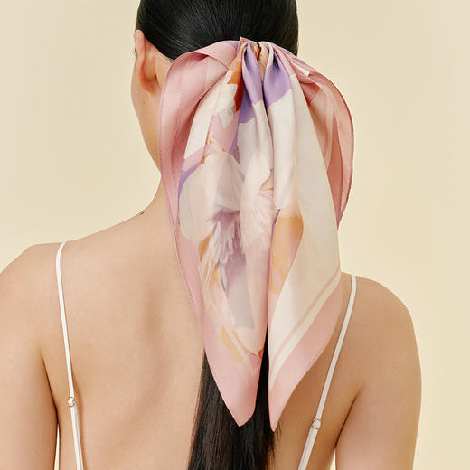 万事利《芳华之约》丝巾花礼盒（小方巾） 商品图5