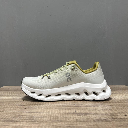 春季特惠💰320 On 昂跑 Cloudtilt 圆头系带 减震耐磨 低帮 生活休闲鞋 商品图2