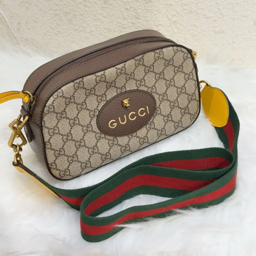 Gucci 老花 虎头 斜挎 相机包