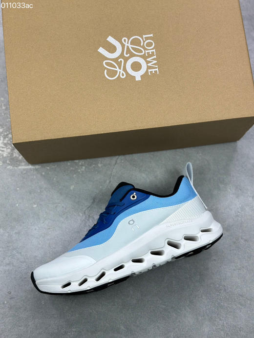 春季特惠💰330 Loewe x ON 罗意威昂跑联名 Cloudtilt 2.0 系列 商品图2