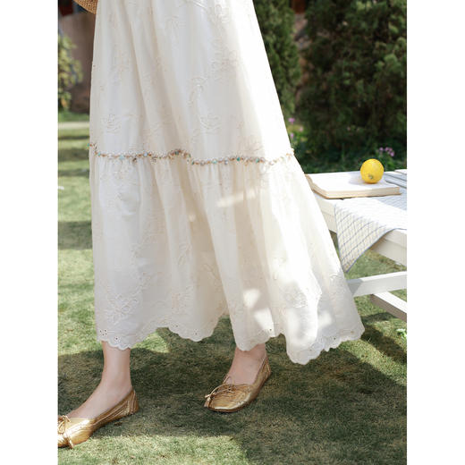 鹿向南「绣影流光」米杏色刺绣半身裙夏季新款气质设计感A字裙女 商品图3