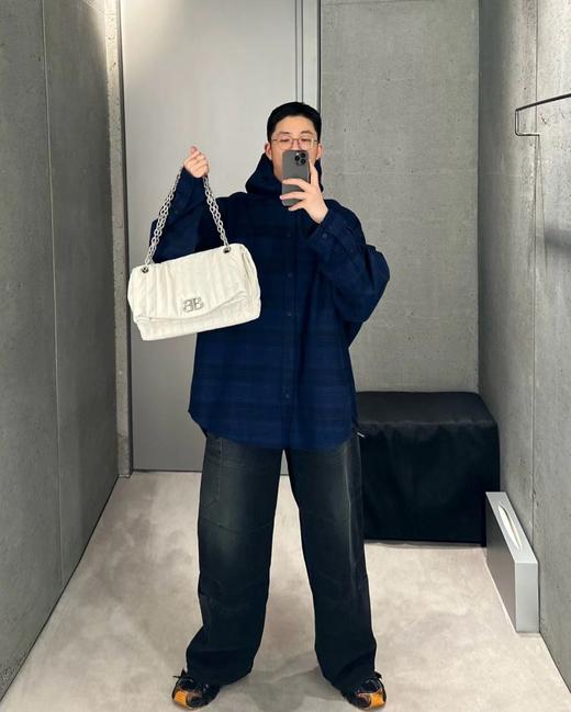 F0304124早秋新品藏青格纹法兰绒男女日常通勤穿搭连帽衬衫外套 商品图2