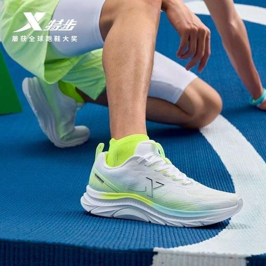 6楼特步运动男士跑鞋975219110029经典白/荧光浅黄绿 商品图2