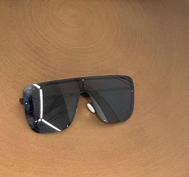 04-8潘依绣丁丁宠粉丁丁推荐 定制眼镜·  CF664