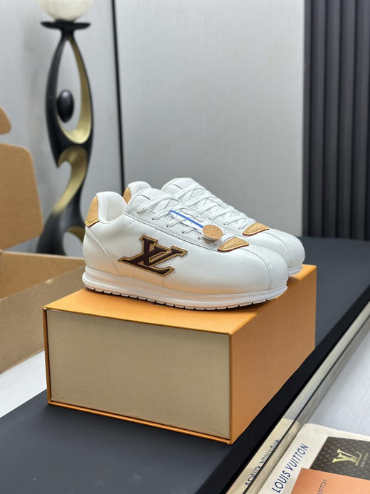 春季特惠💰650 LV 驴牌 BUTTERSOFT 阿甘鞋 商品图1