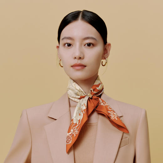 万事利《芳华之约》丝巾花礼盒（小方巾） 商品图3