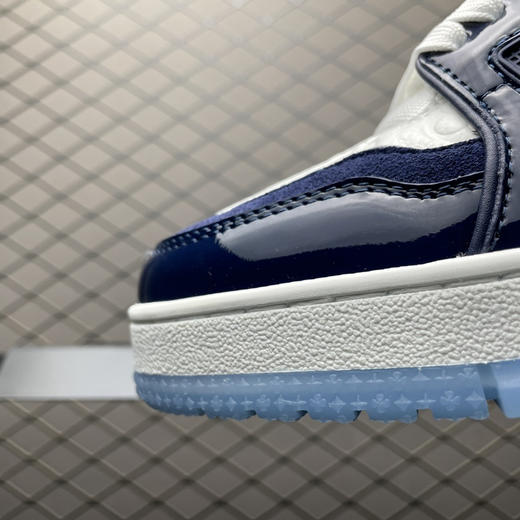 春季特惠💰720 LV 纯原版本 # 驴家 Trainer 低帮休闲板鞋 商品图5