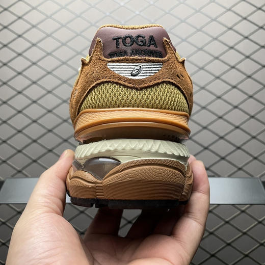 春季特惠💰360 TOGA x ASICS 亚瑟士 Gel-Cumulus 16 TG 联名款 网面低帮休闲运动鞋 商品图1