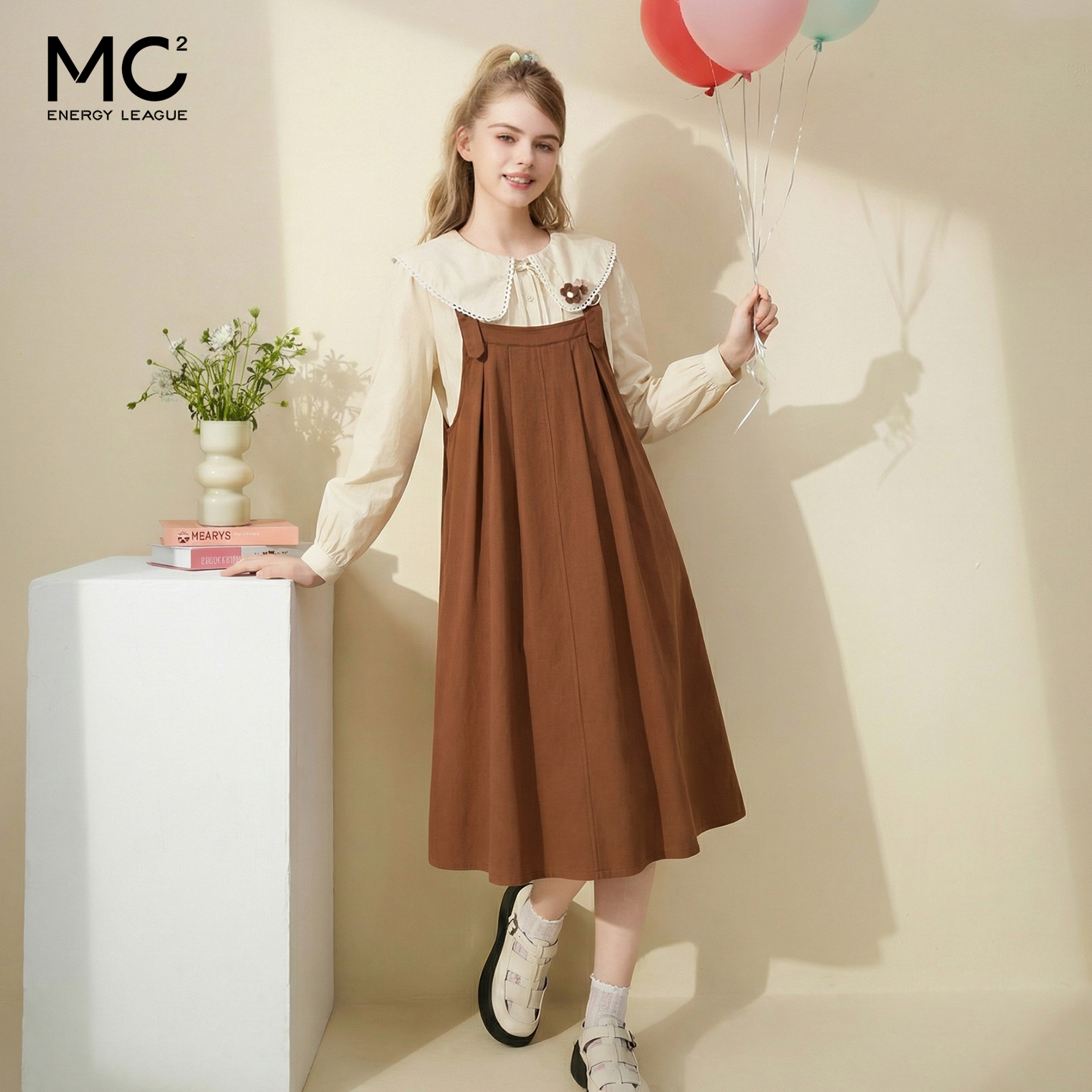 mc2娃娃领衬衫配a型背带裙两件套女装2023新款奶系软糯可爱甜美风