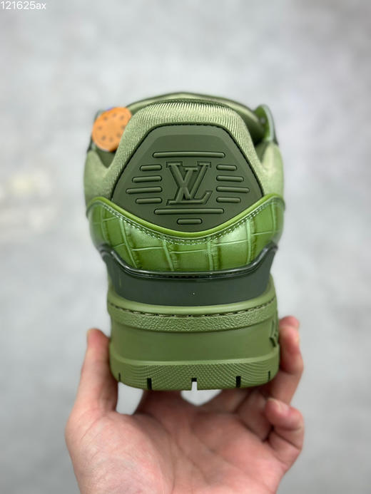 春季特惠💰650 LV 公司级 # 驴牌 Trainer Maxi 胖丁低帮休闲板鞋 商品图7