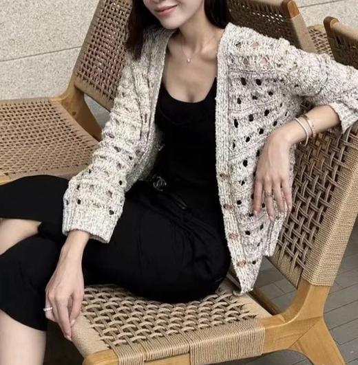 重磅系列  奶奶bc同源cofil开衫  亮片花纱镂空针织开衫意大利进口纱线 商品图1