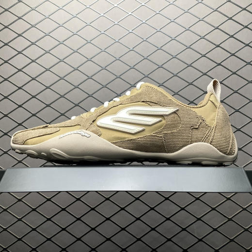 春季特惠💰450 巴黎世家 Monday Ultra Sneaker 复古老爹鞋 商品图0