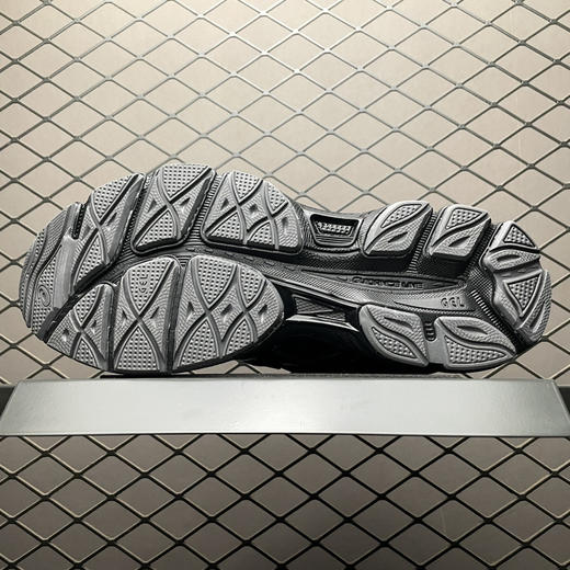 春季特惠💰360 TOGA x ASICS 亚瑟士 Gel-Cumulus 16 TG 联名款 网面低帮休闲运动鞋 商品图4