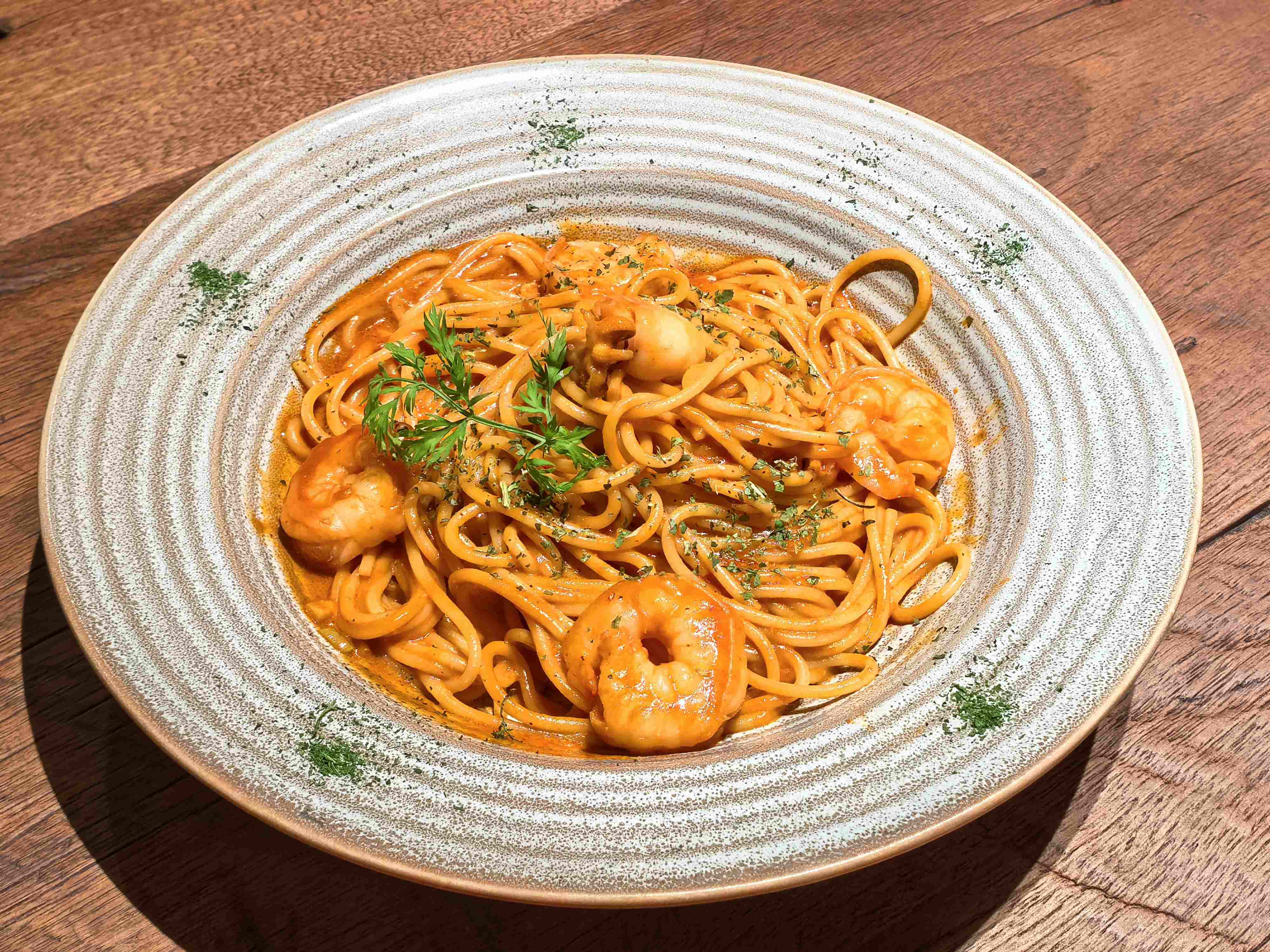 辣奶油大虾意面