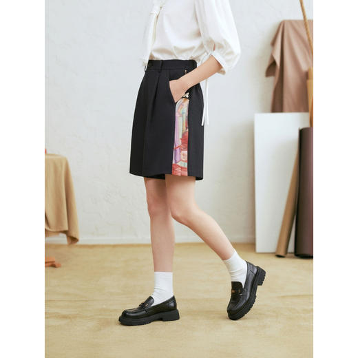 两三事梵高文艺季风长信2026春新款复古印花拼接高腰短裤女休闲裤 商品图3