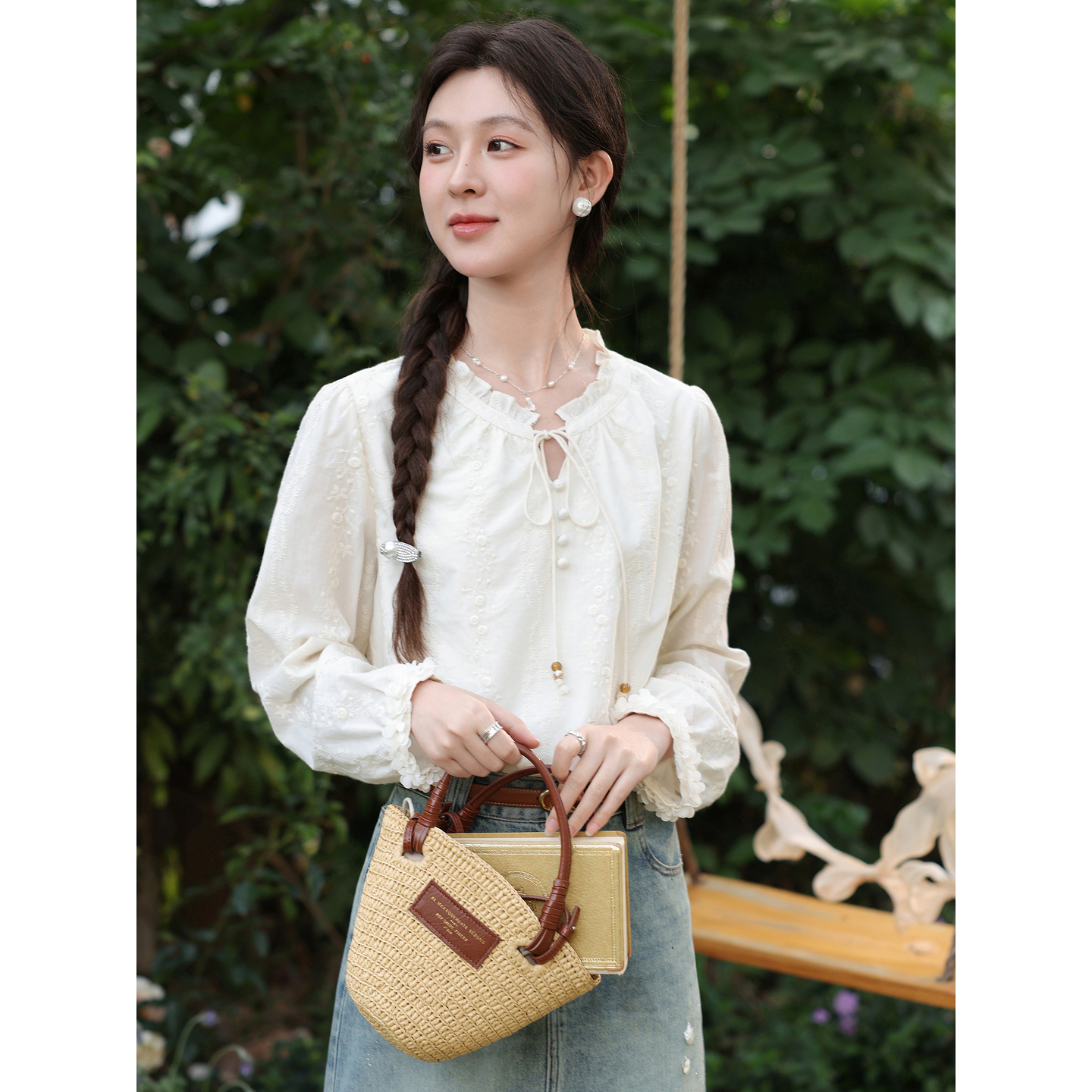 鹿向南「漫漫风月」法式设计感衬衫女春季新款宽松提花长袖上衣