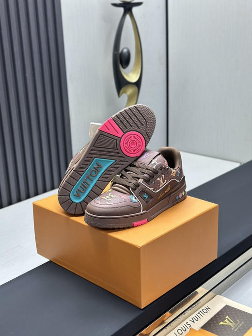 春季特惠💰650 LV 公司级 # 驴牌 Trainer 低帮休闲板鞋 商品图5