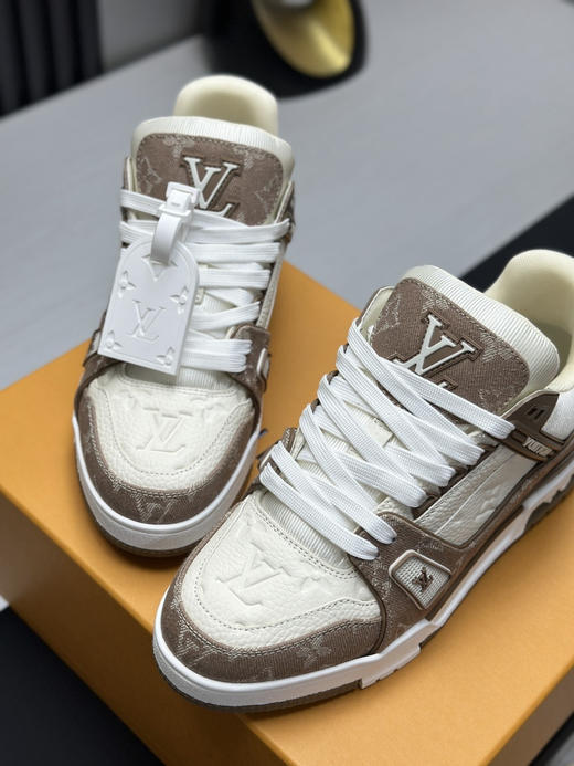 春季特惠💰650 LV 公司级 # 驴牌 Trainer 低帮休闲板鞋 商品图4
