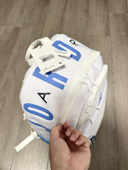 原单正品白蓝色乔丹Jordan 经典LOGO AJ书包通勤包 双肩包 大号，男女同款情侣款 商品图3