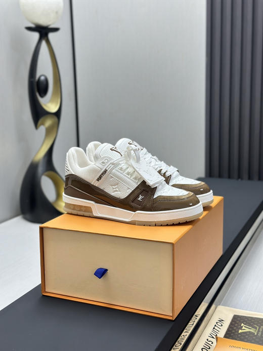 春季特惠💰650 LV 公司级 # 驴牌 Trainer 低帮休闲板鞋 商品图1
