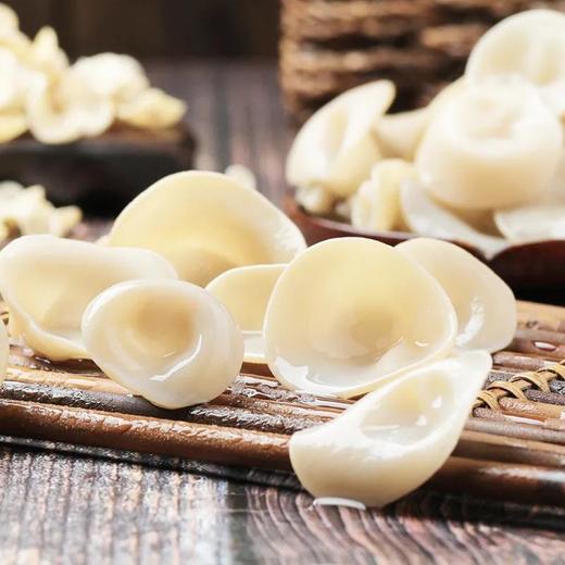 【干货精选】黑龙江白玉木耳 木耳届白富美 无熏硫 无漂白剂 无添加剂 富含丰富胶质 凉拌炒菜煲汤鲜美极了 商品图0