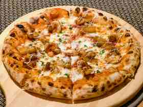 奶油虾仁玉米披萨