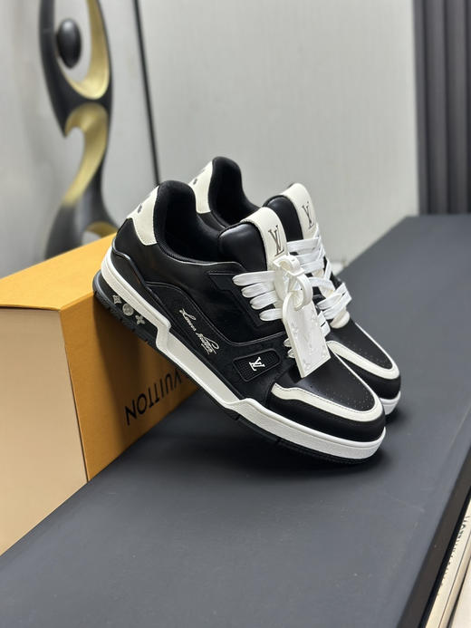 春季特惠💰650 LV 公司级 # 驴牌 Trainer 低帮休闲板鞋 商品图3