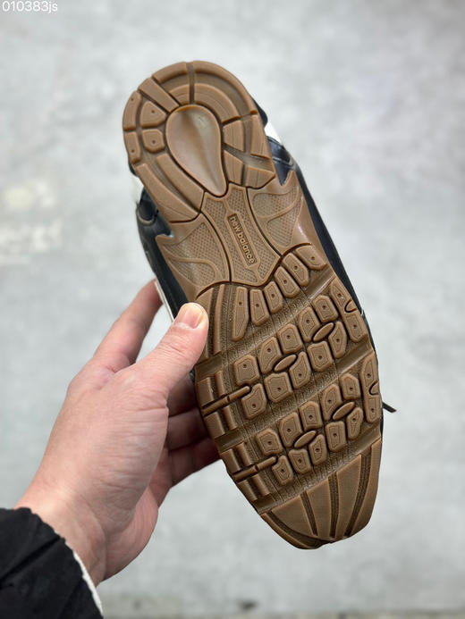 春季特惠💰400 MiuMiu 缪缪 x New Balance NB530 情侣款 休闲 运动鞋 阿甘鞋 德训鞋 商品图8